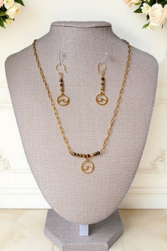 Seafoam Gleam Earrings - NEW