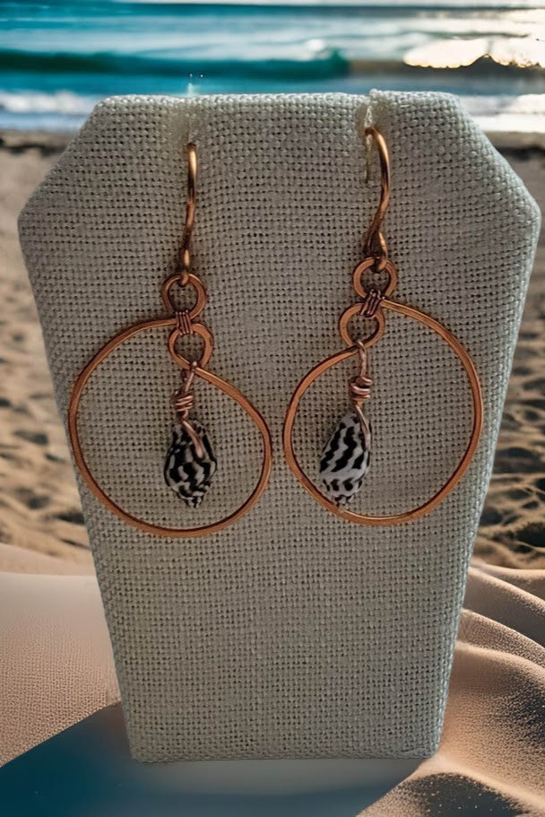 Tide Loop Treasures